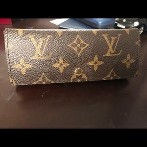 2 beautiful authentic Louis Vuitton travel